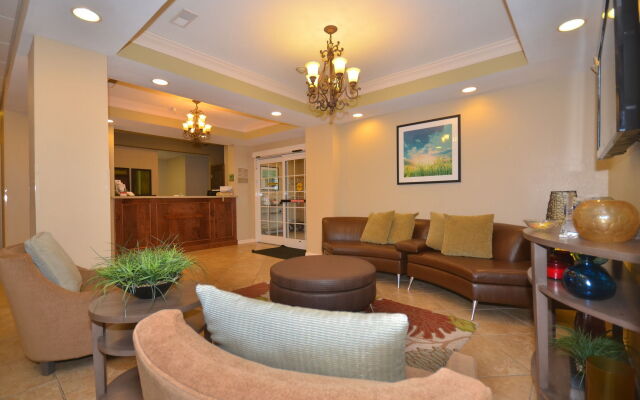 Candlewood Suites Clarksville by IHG
