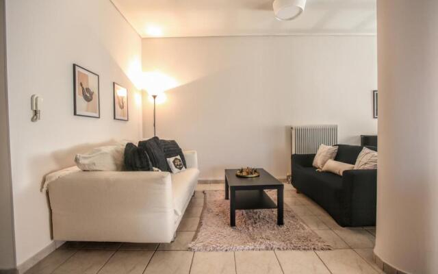 Grand Meteora Central Luxury Apartment
