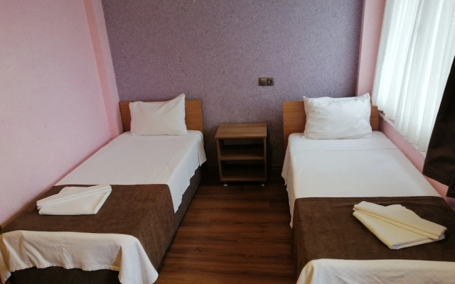 Okur Otel