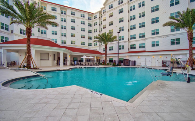 Residence Inn by Marriott Orlando Flamingo Crossing/Western Entrance