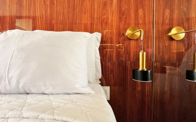 Setai Yacht Prime - By Almare