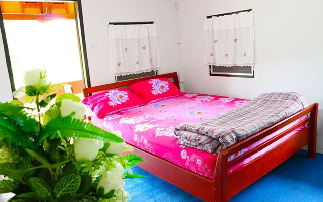 Baan Suan Phetphraewa Resort