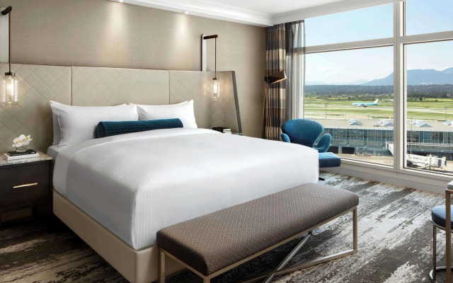 Fairmont Vancouver Airport In-Terminal Hotel