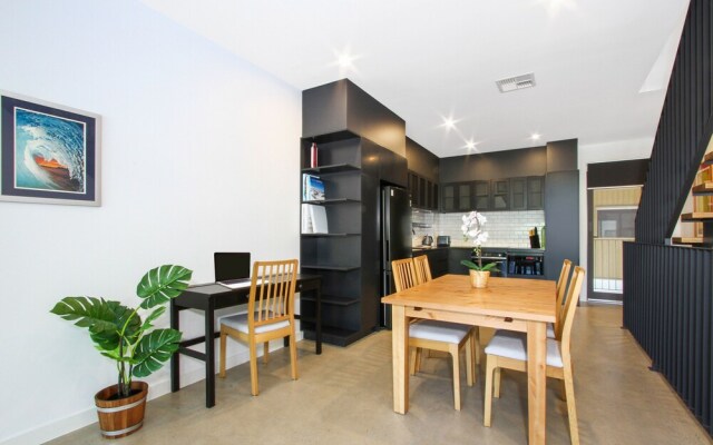 Accommodate Canberra - Dockside