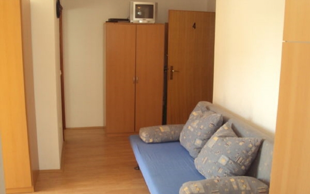 Apartment Ivan - 300 m from sea: A4 Nin, Zadar riviera
