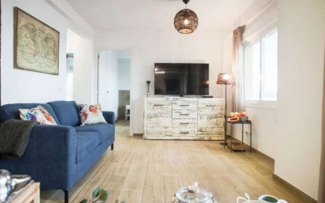 Apartment - 2 Bedrooms with WiFi and Sea views - 107848