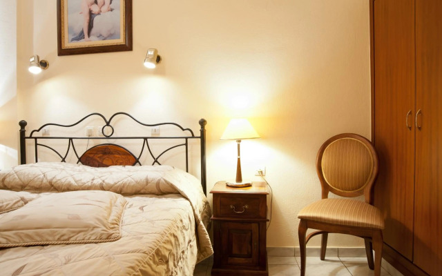 Hermes Delphi Hotel