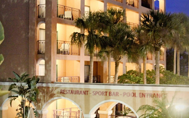 Ramada by Wyndham Kissimmee Downtown Hotel