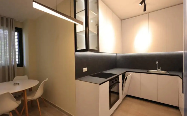 Illyrian Apartment 02