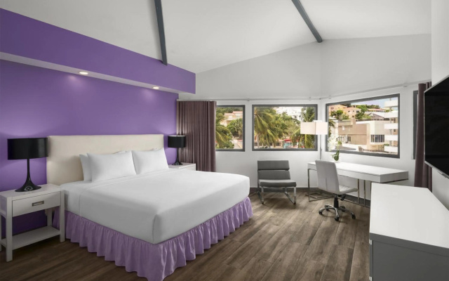 Commodore Suites, SureStay Collection by Best Western
