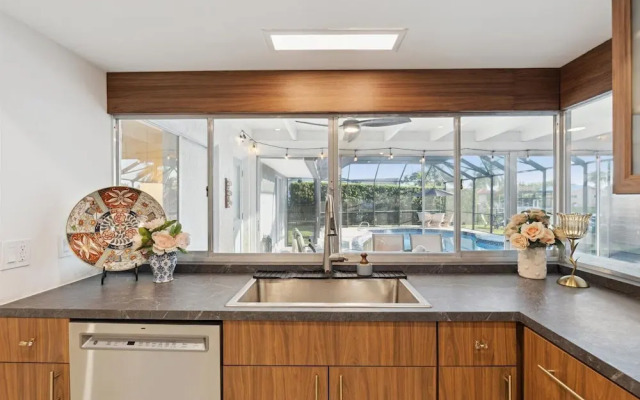 307 Brightwaters Dr