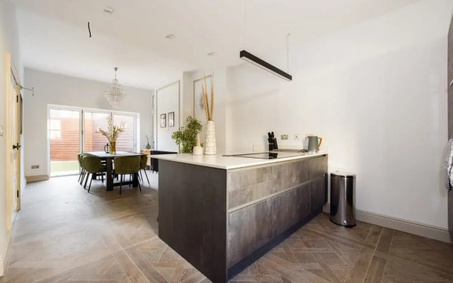 The Greenwich Hideaway - Glamorous 4bdr House With Garden