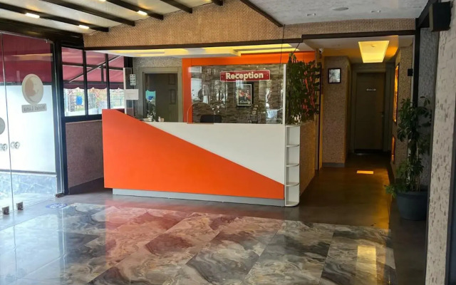 Luna Hotel