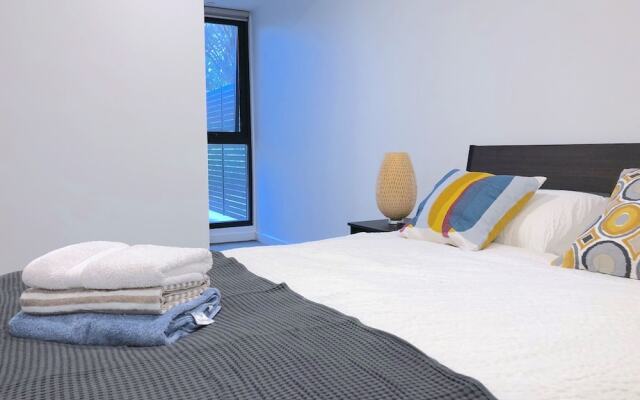 Pride Benleigh Apartment with Garden