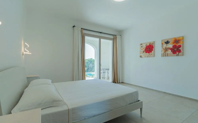 Villa Infinity with pool