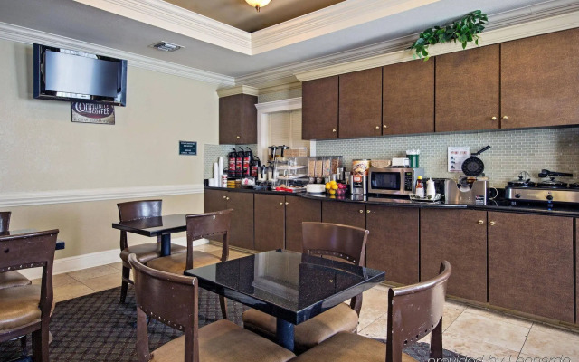 Spark by Hilton Lafayette South