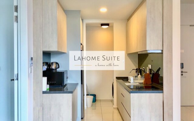 The Robertson KL By Lahome Suite