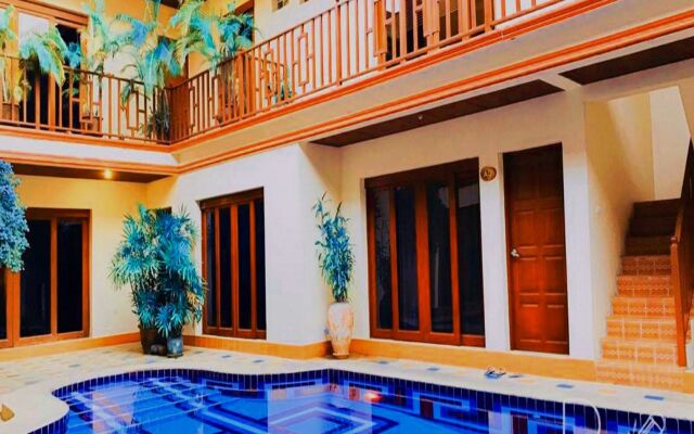 Punyapha Beach Villa