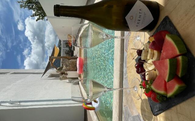 Agua Dorada Boutique