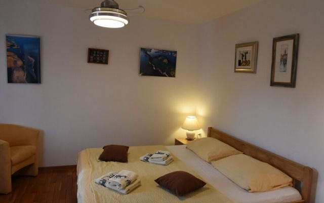 Apartments Ema