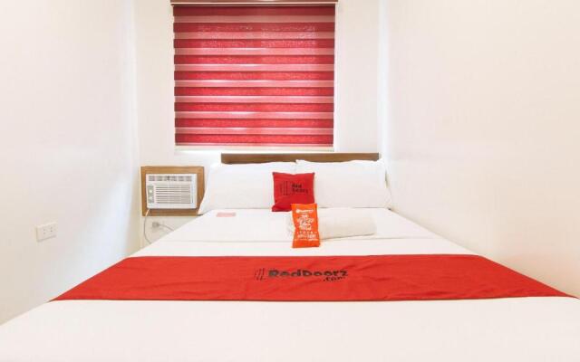 RedDoorz near Fernwoods Garden Quezon City