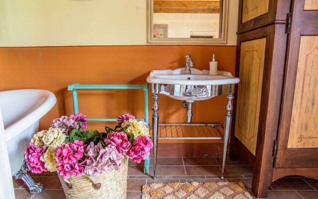Tasteful Apartment in Roselle Terme With Fenced Garden