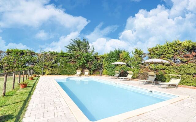 Holiday Home in Tuscany With Pool