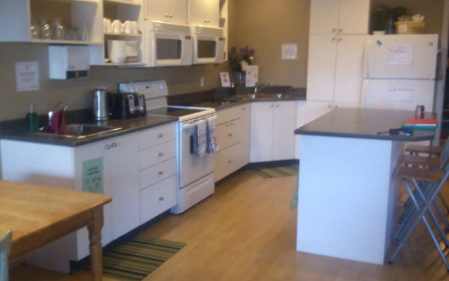 Painted Turtle Guesthouse (Hostel)