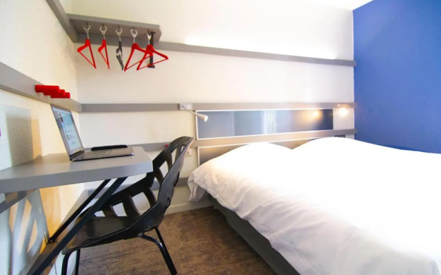 Enzo Trappes By Kyriad Direct