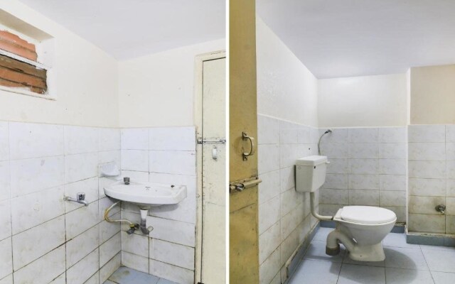 Spot On 75390 Bhavani Rest Rooms