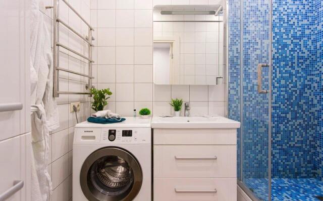 Moment House (Момент Хаус) на улице Народного Ополчения