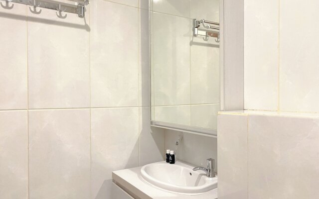 Minimalist Studio Grand Kamala Lagoon Apartment