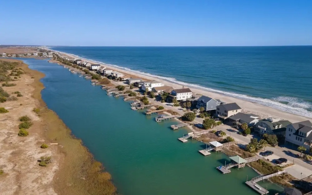 Laughin Place I 1 Bedroom Home by Peace Vacations