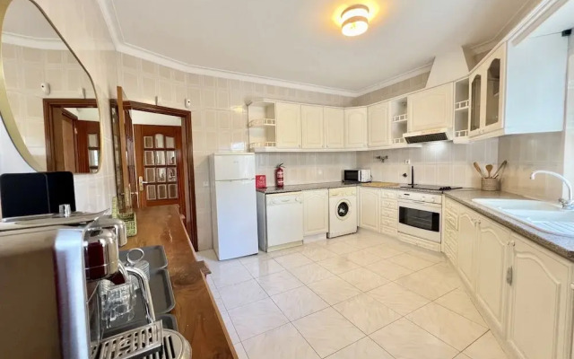 Vilamoura White House Villa by Homing