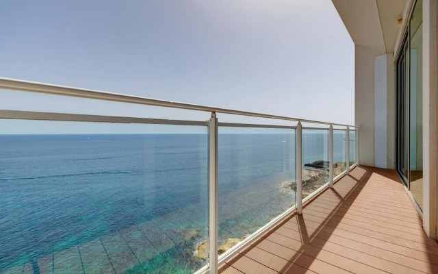 Super Luxury Apartment in Tigne Point, Amazing Ocean Views