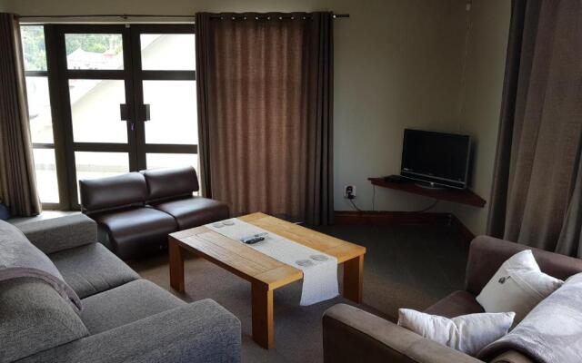 Stay@67 Apartments - Dullstroom
