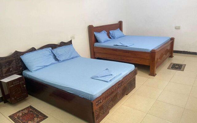 Mystic Manor Stonetown B&B