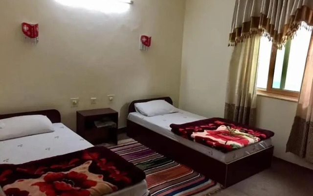 Tibet Motel