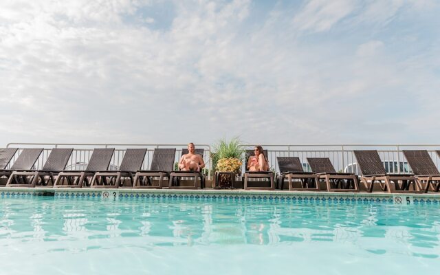 Montreal Beach Resort