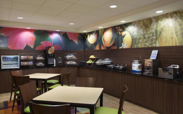 Fairfield Inn and Suites by Marriott Chicago Midway Airport
