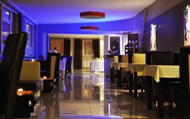 Hotel Pojezierze