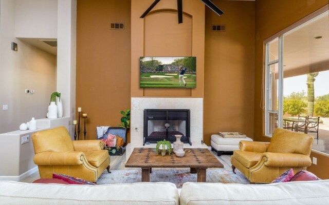 Casa Monument 3 Bedroom Home by RedAwning