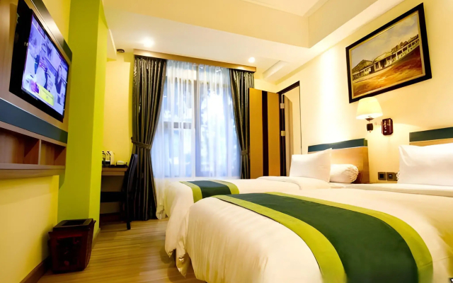 Green Batara Hotel