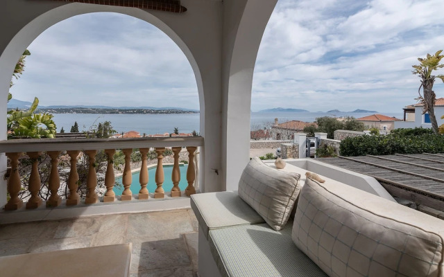 Villa Heliana Enchanting Seaviews