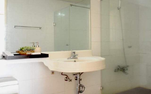 Azelan Resort