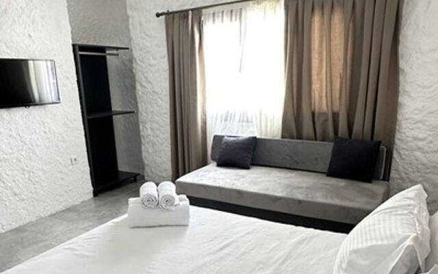 Luvenza Alaçatı Hotel