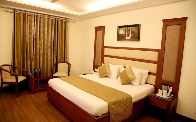 JK Rooms 130 Hotel Paras