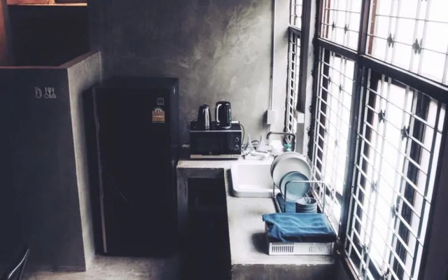 2w Bed & Breakfast Bangkok