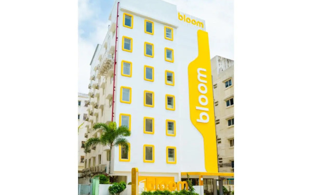 Bloom Hotel - Cyber Towers
