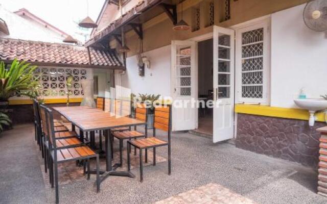 Monginsidi Guest House